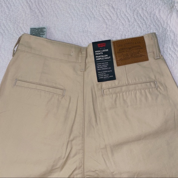 NWT Levi’s Pleated High Loose Pant - Picture 3 of 6